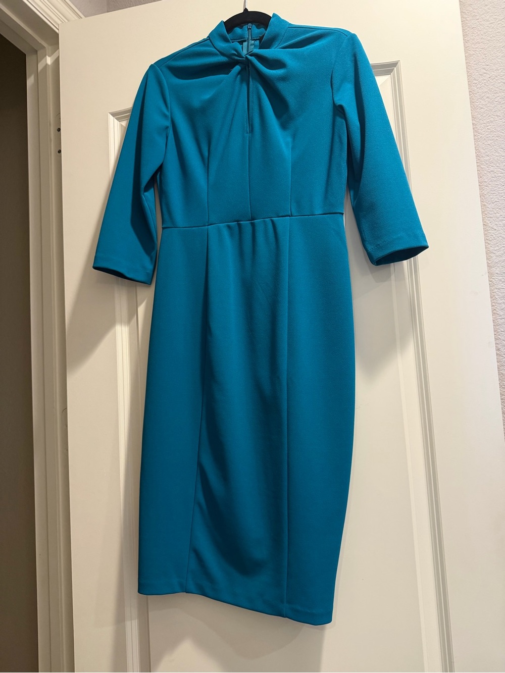 Elegant Donna Morgan Teal Sheath Dress with Twist Neck